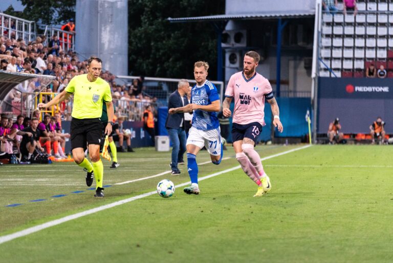 Tři české týmy v evropských pohárech. Jasným favoritem je jen pražská Sparta