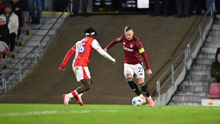 Derby vítěze nepoznalo. Sparta slabou Slavii nedorazila
