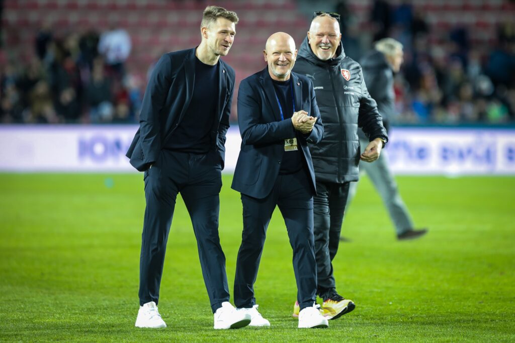 Hašek končí, přichází trenér ze zahraničí: Velké změny v českém fotbale