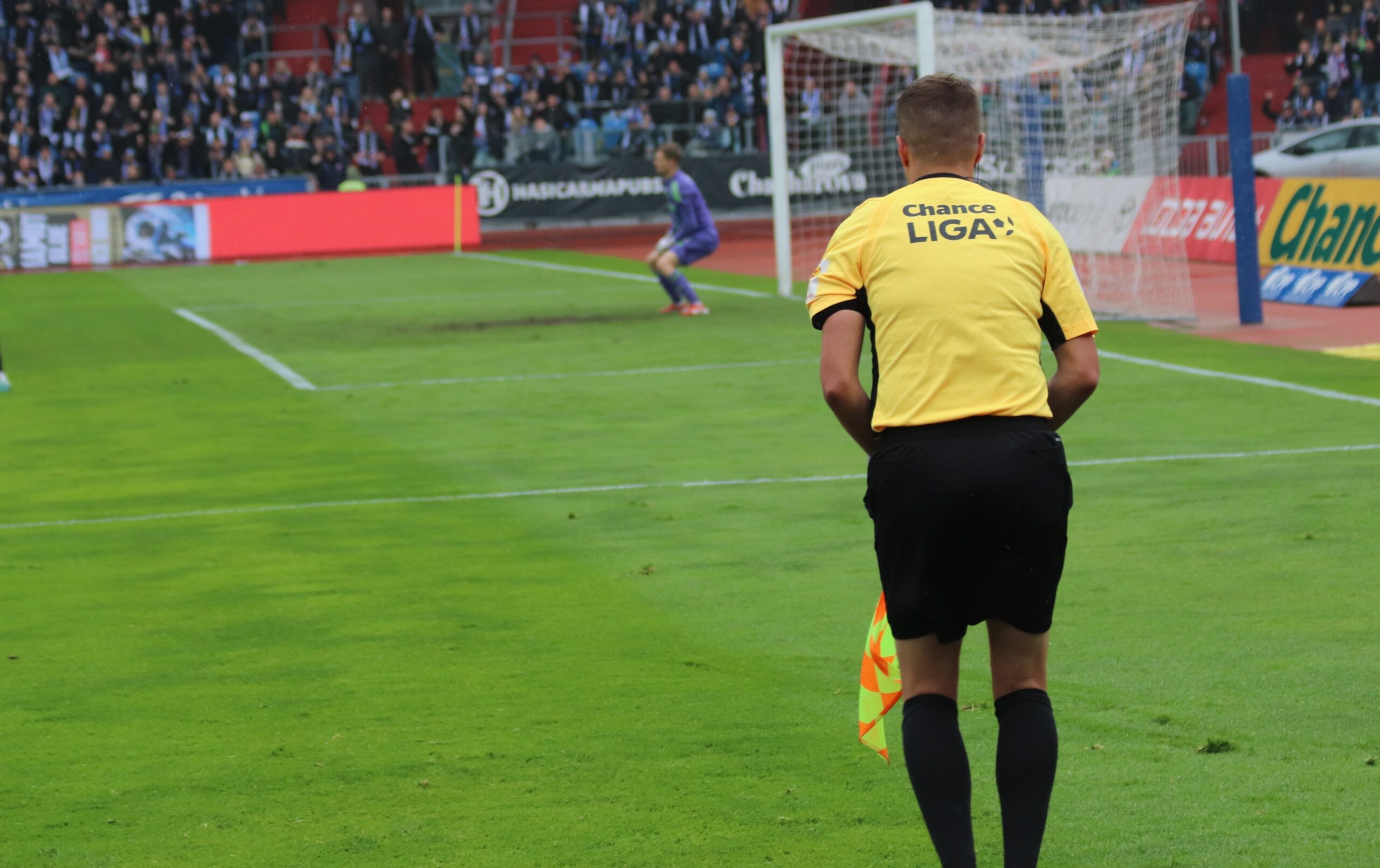 Sudí v hledáčku: Přímák, co neměl být, (ne)penalta a nebezpečný šlapák