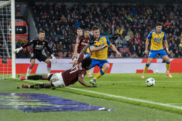 Zuřivý Sparťan: Pecky uplynulého týdne – evropské poháry po česku, repre (s) bez trenéra a Sparta definitivně v krizi (čce)