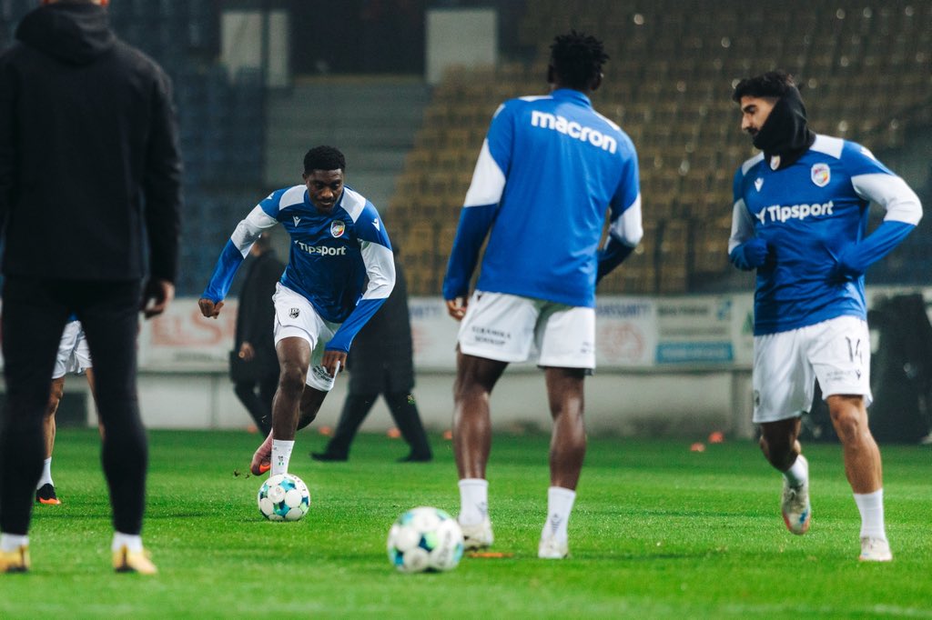 Plzeňáci využili zaváhání týmů z čela tabulky. Z Teplic si vezou tři body