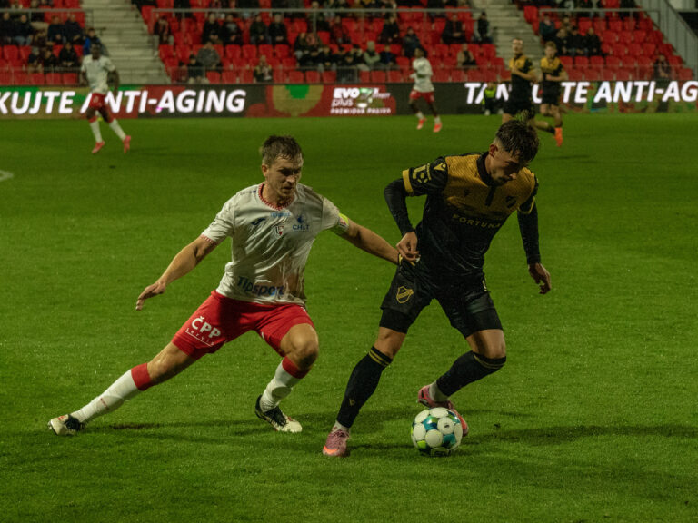 Gólové hody v Pardubicích. Výhru Baníku vystřílely i mladé posily ze Slavie