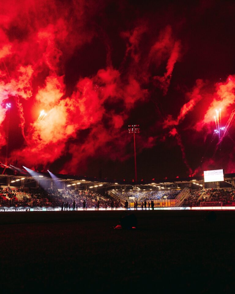 Viktoriáni svedli bitvu s Fenerbahce. Z napínavého zápasu berou bod
