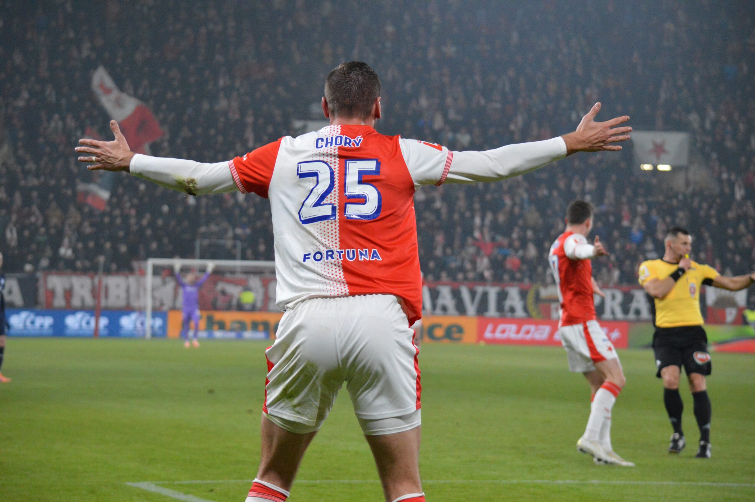 Kontroverzní slávistický útočník slaví narozeniny. Po třicítce je na vrcholu kariéry