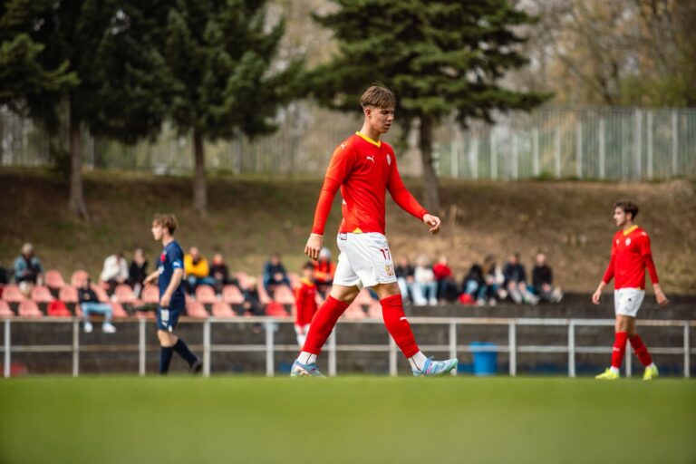 Šok v Brně: Švancara junior přestupuje k rivalovi