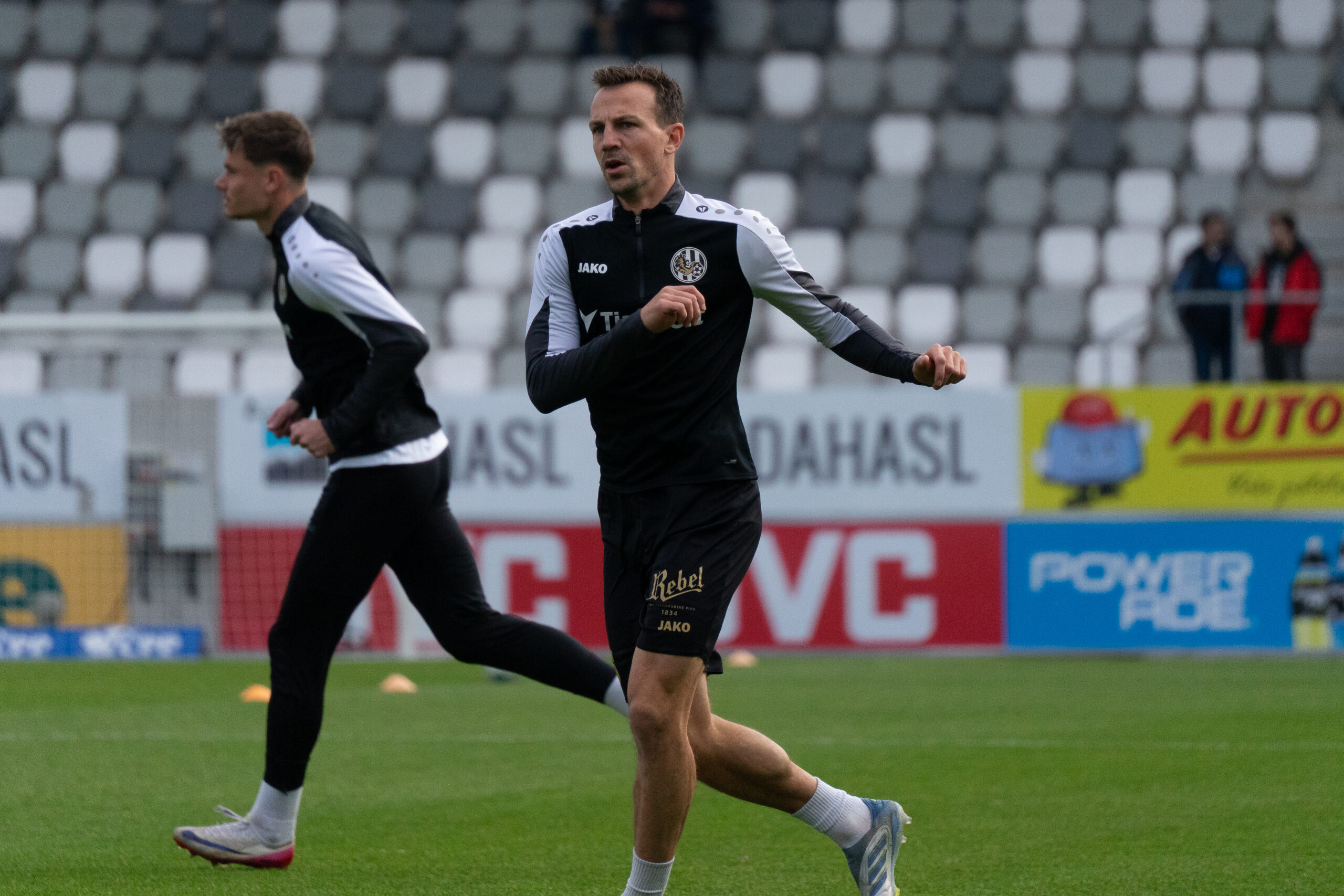 Nejlepší jedenáctka mimo velkou trojku: Když se menší kluby nebojí snít