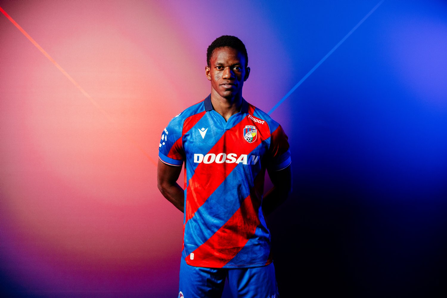 Plzeň přivedla rychlého guinejského útočníka. Nakopávaným míčům odzvonilo