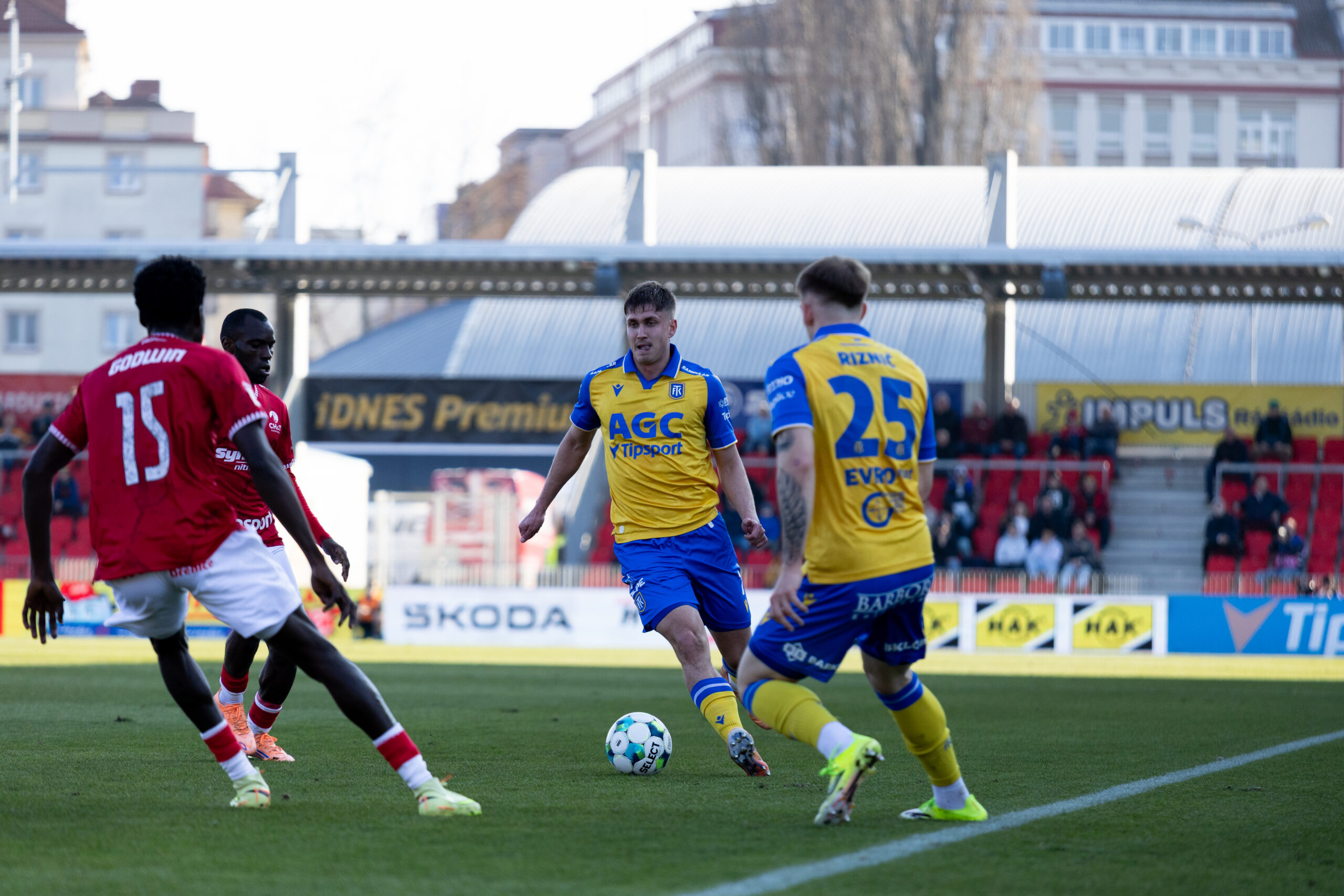 Teplice ztrácí svou největší zbraň. Z dříve neprostupné obrany se vytratil důraz