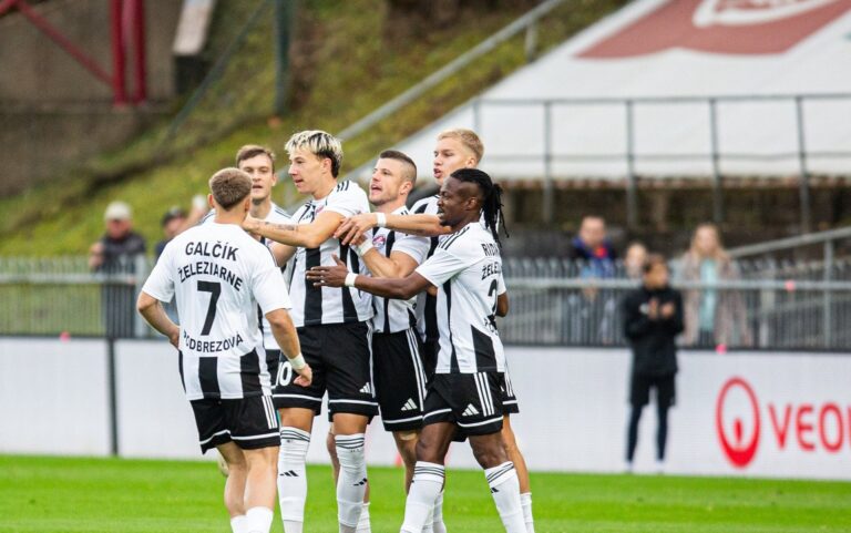 Český útočník terorizuje slovenskou ligu – Sparta má předkupní právo