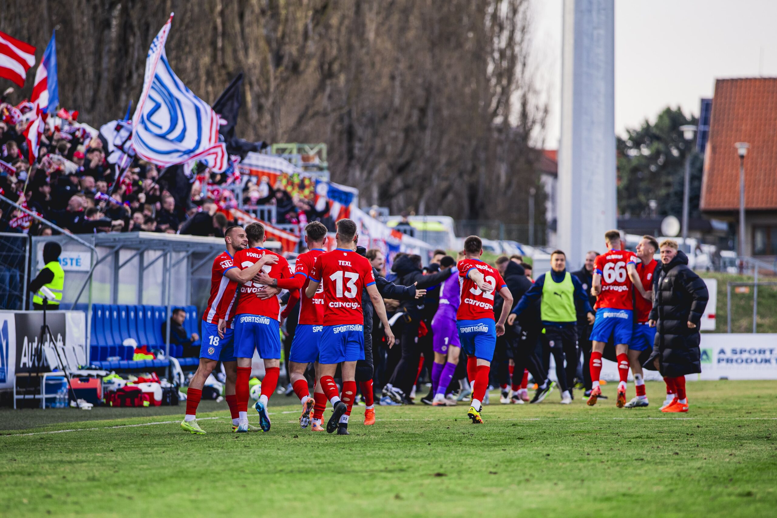 Když se role otočí: Brno demoluje pražskou Spartu o 37 bodů