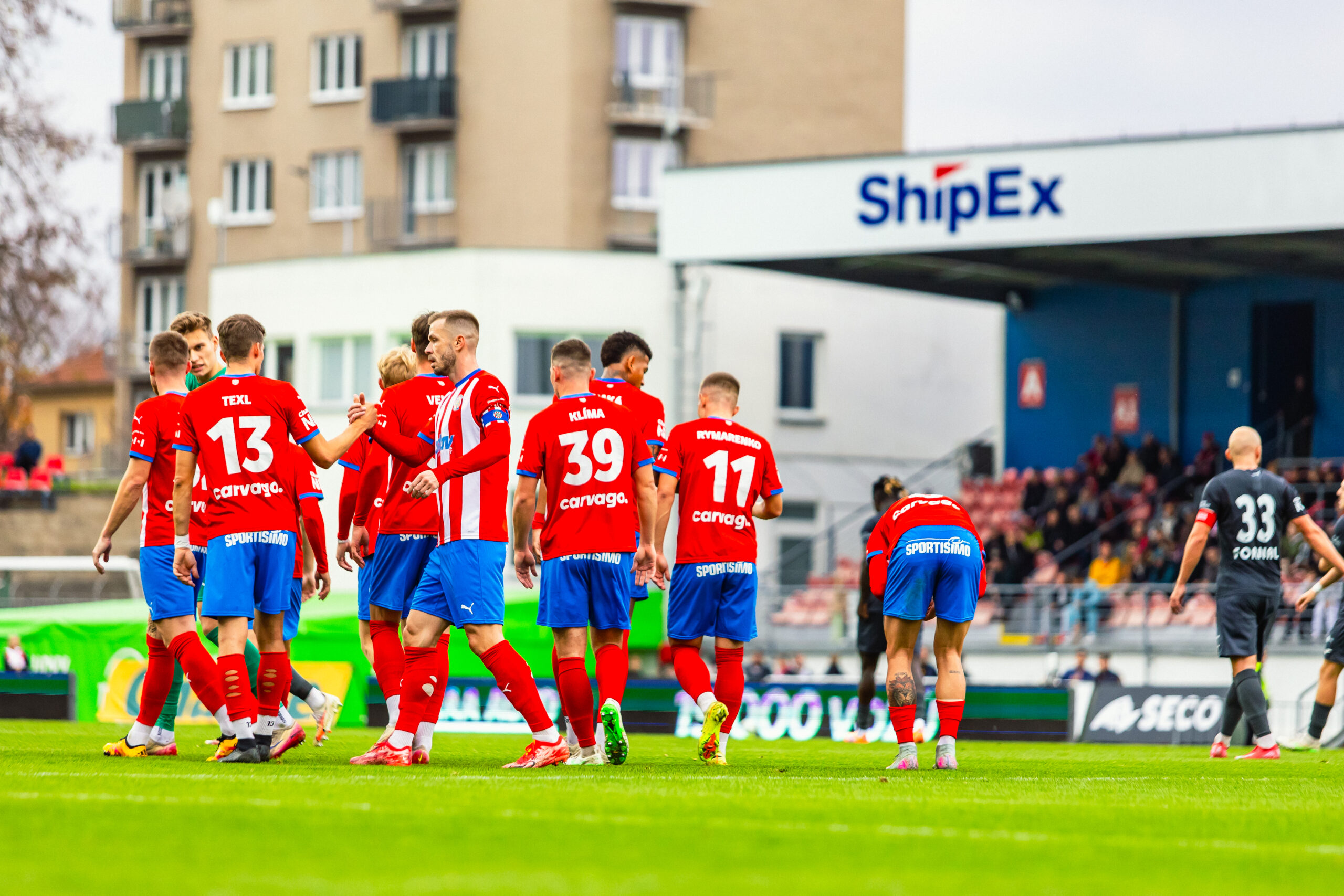 Zbrojovka porazila Příbram, hrou ovšem nenadchla. Vorlický předvedl svůj nadstandard