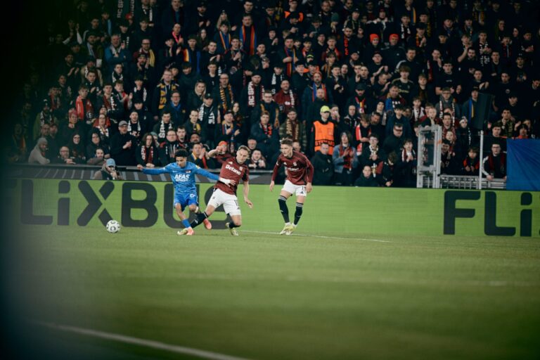 Poslední naděje na trofej pohasla. Sparta končí v Konferenční lize ostudou