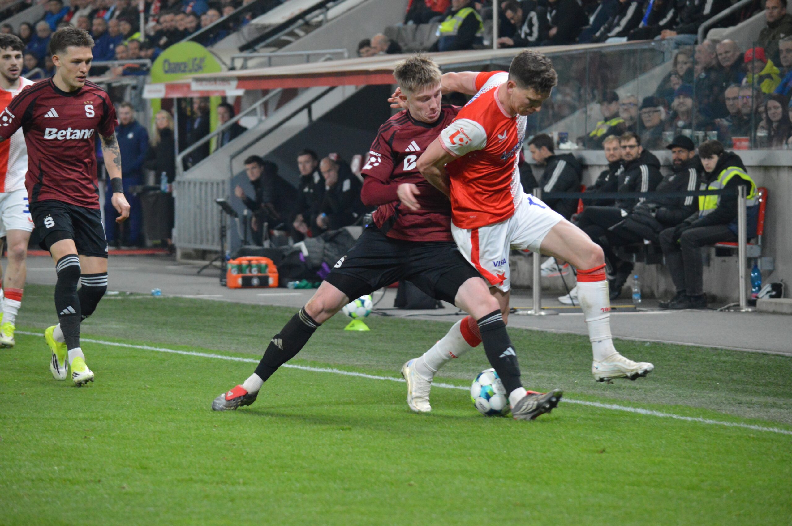 Proč může vyhrát titul Slavia a proč naopak Sparta?