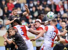 Slavia darovala vítězství Hradci a vrátila Spartu do boje o titul