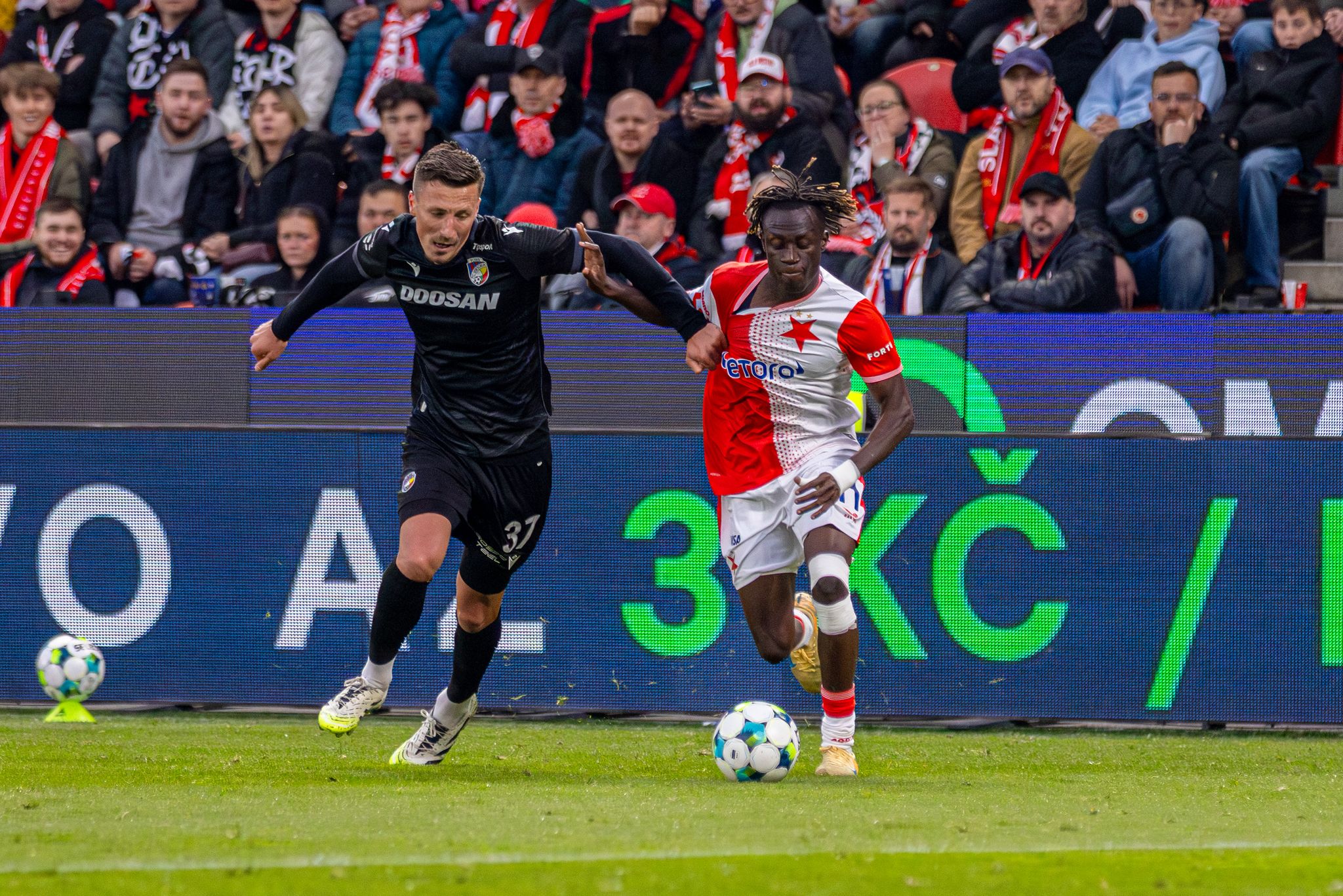Remízový zápas Slavie s Plzní. Více než ztráta bodů může tým z Edenu mrzet oslabení pro další zápasy