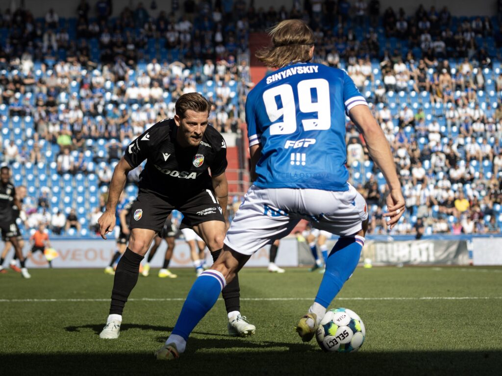 Řez ve Spartě, miliony v Olomouci a věrnost Ostravě: Velký přestupový přehled