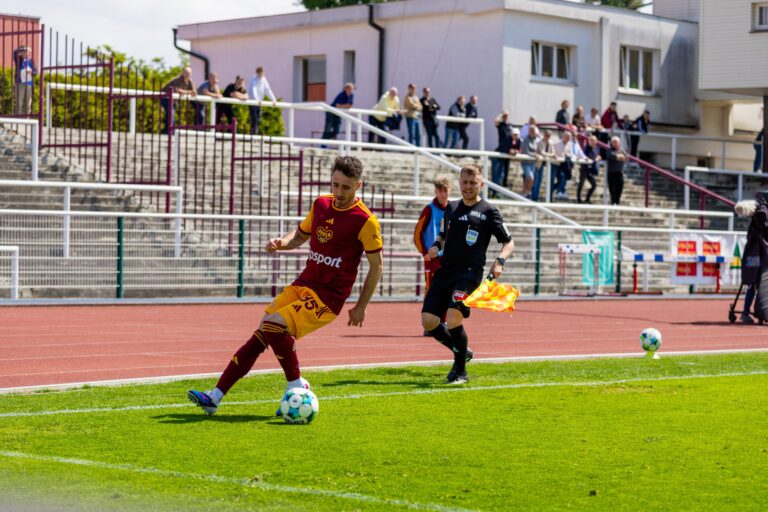 Zuřivý Sparťan: Pecky uplynulého týdne – konec dobrý (tak se nestarejme), Dukla přepisuje dějiny a Sparta béčko do „pralesa“