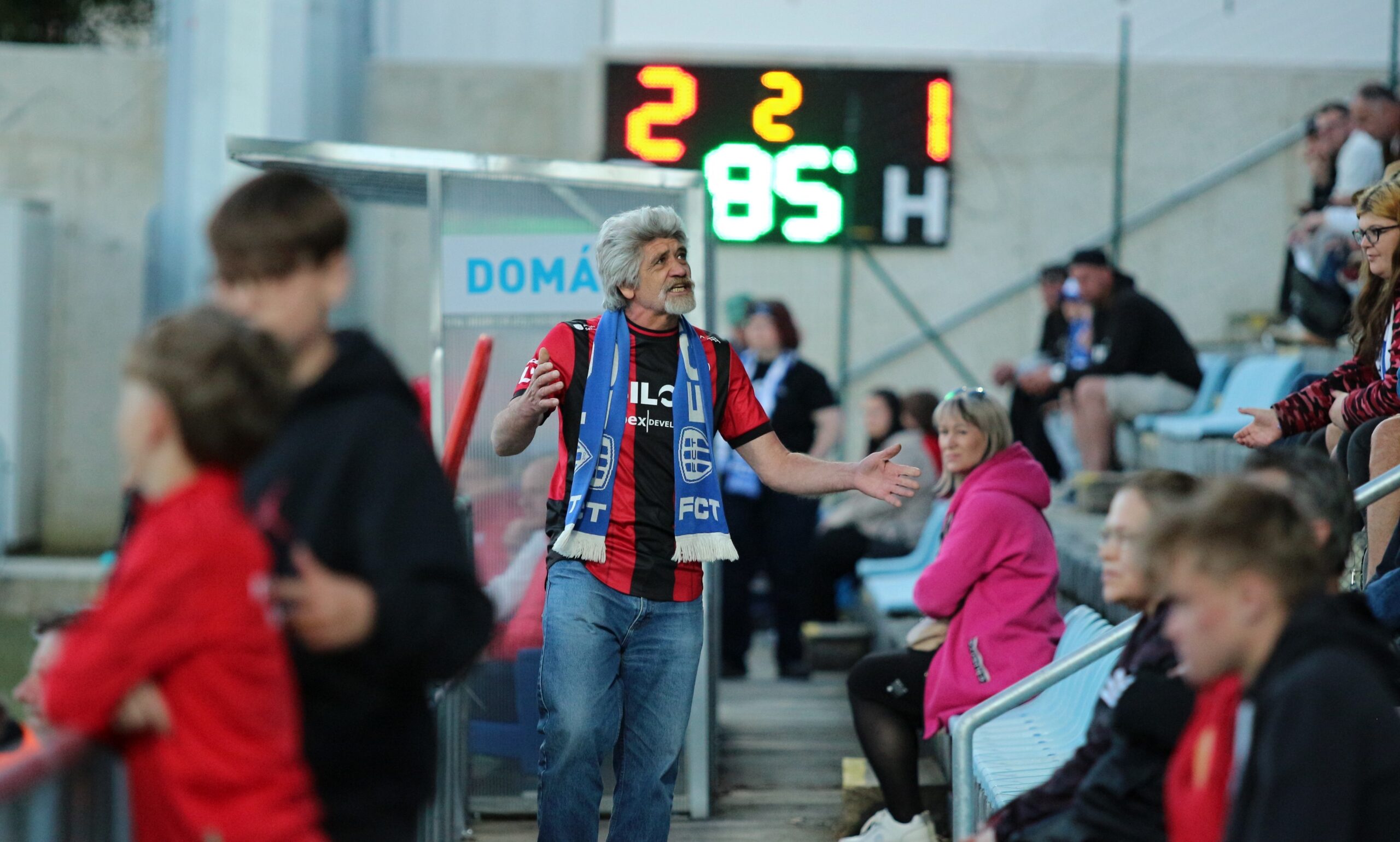 Fanoušci Baníku omezeni v nákupu vstupenek na baráž. Táborsko za to schytává kritiku