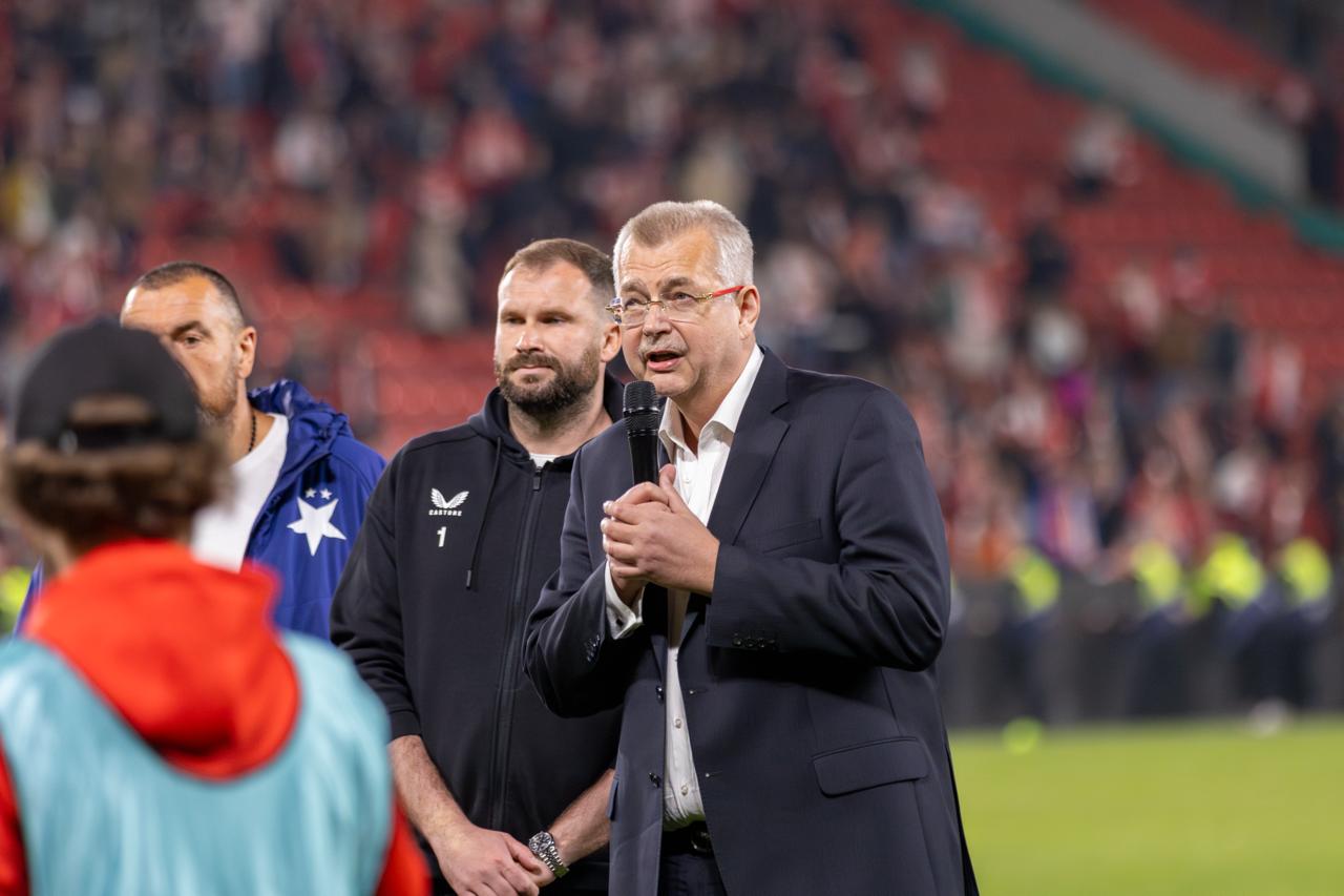 Plánička ve fotbalovém nebi plakal. Dostavily se i patnáct let staré vzpomínky