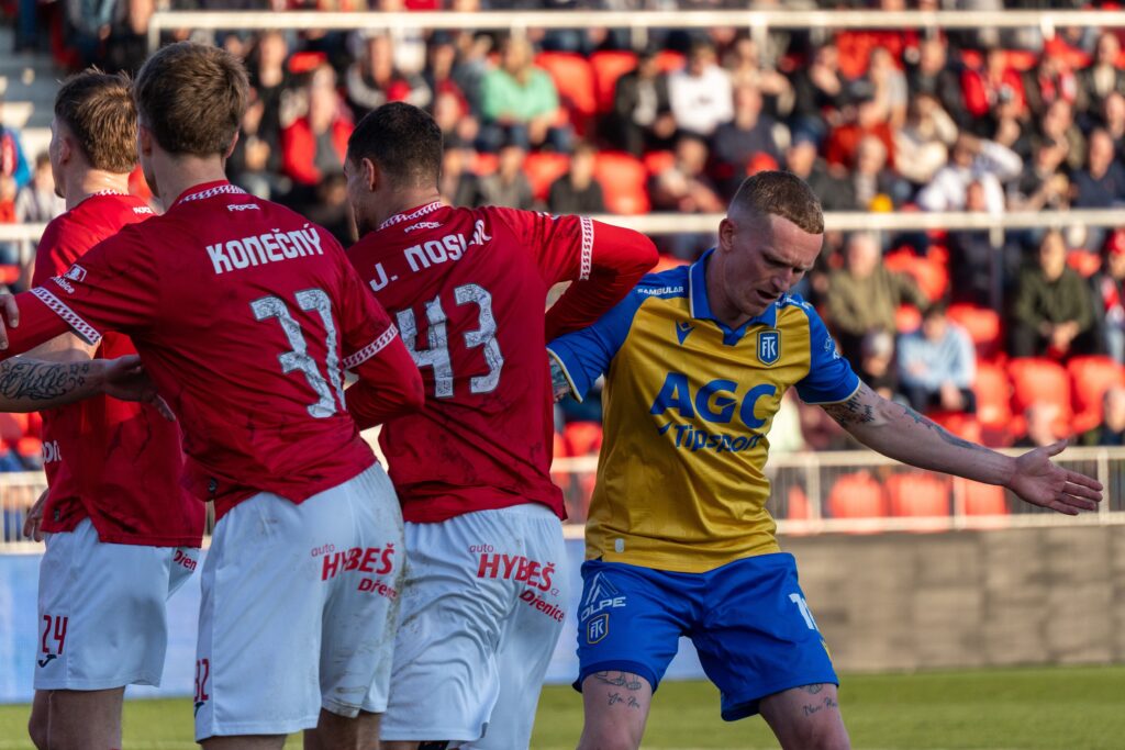 Mikuláš Konečný do Hradce? Mohlo by mu to pomoci i s prosazením se v áčku Slavie