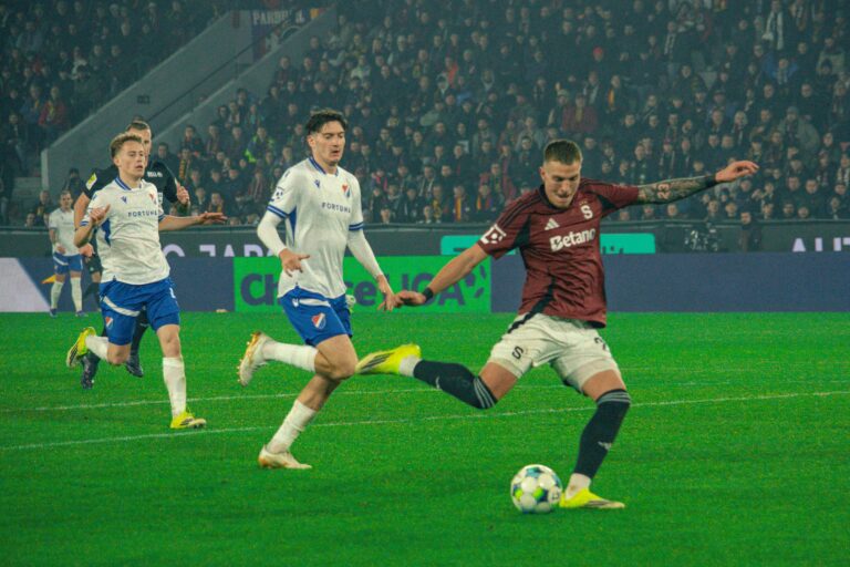 Zuřivcovy letní okurky: můžete jít (a nebo raději ne), Sparta na odtučňovací kúře a Vydra po (další) operaci