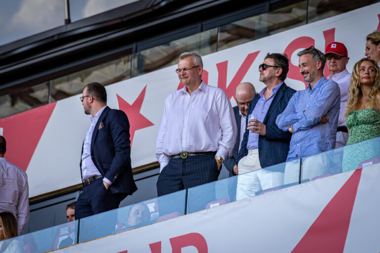 Slavia si může koupit skoro kohokoli. Skoro