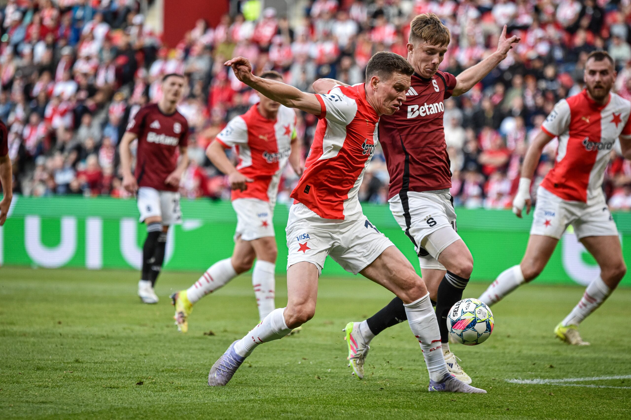 Sparta vs. Slavia: Kolik utratily, kolik vyhrály a proč to pořád rozděluje republiku
