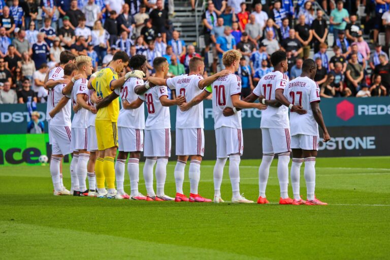 Pecky uplynulého týdne: Sparta (snad už) zabrala, Denia nominoval a opakování (i penalty) matka moudrosti