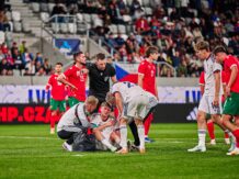 Slavia i Sparta se smiřují se zraněním reprezentantů. Koho to může více bolet?