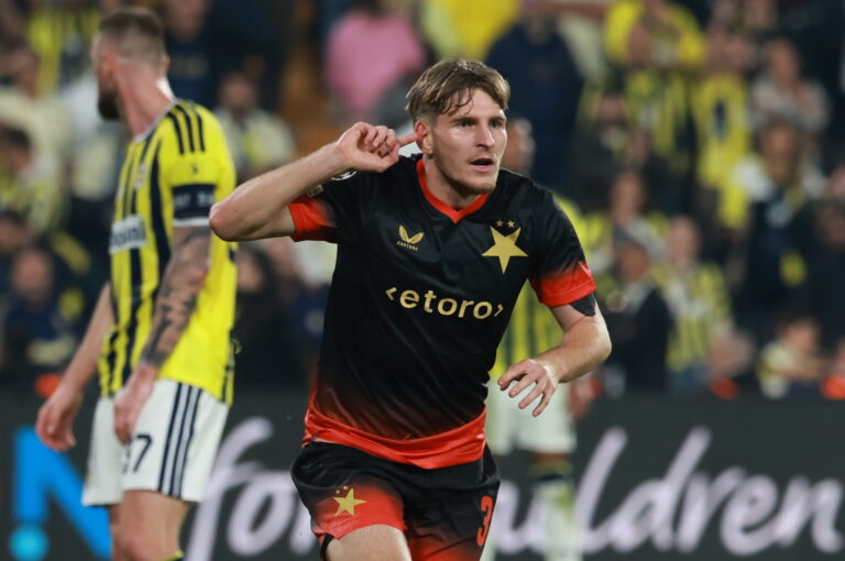 Skvělá remíza Slavie po hrůzostrašném začátku s Fenerbahce. Tým si bude zvykat na hru bez Chorého